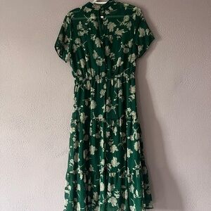 Lulu's Green Floral Midi Dress